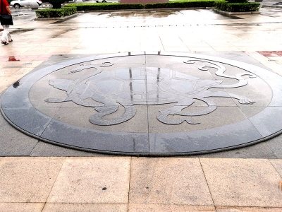  廣場(chǎng)地雕 