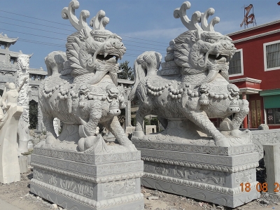  青石招財(cái)麒麟 